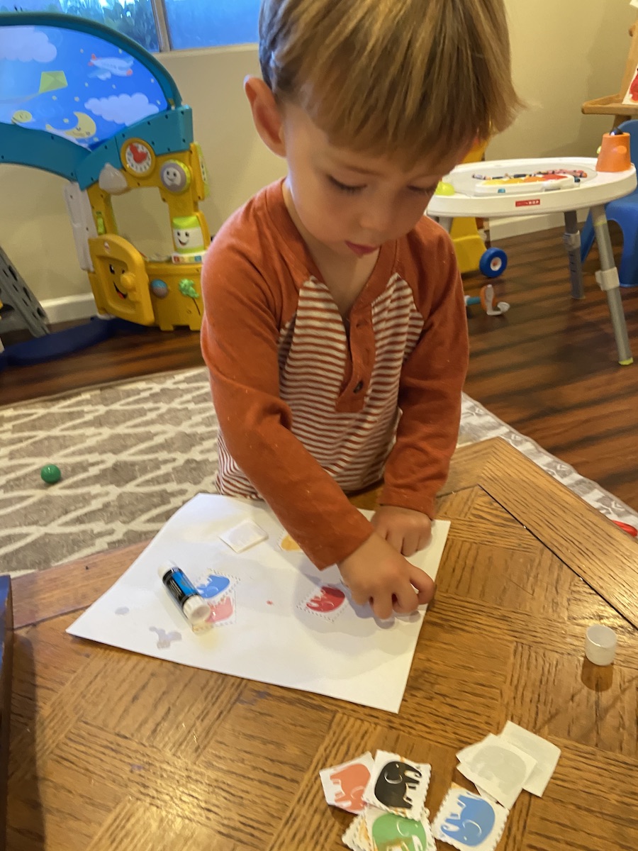 Tot School: The Letter E – This Mama Needs Grace