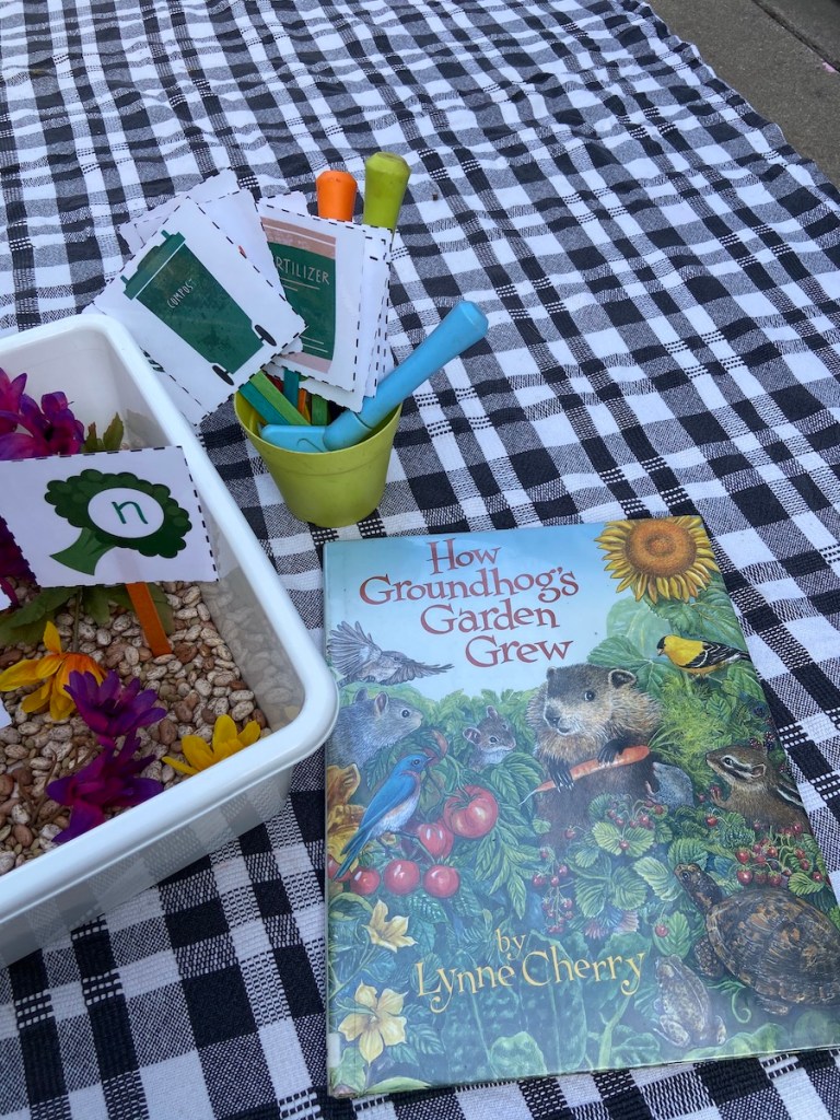 Tot School: The Letter G – This Mama Needs Grace